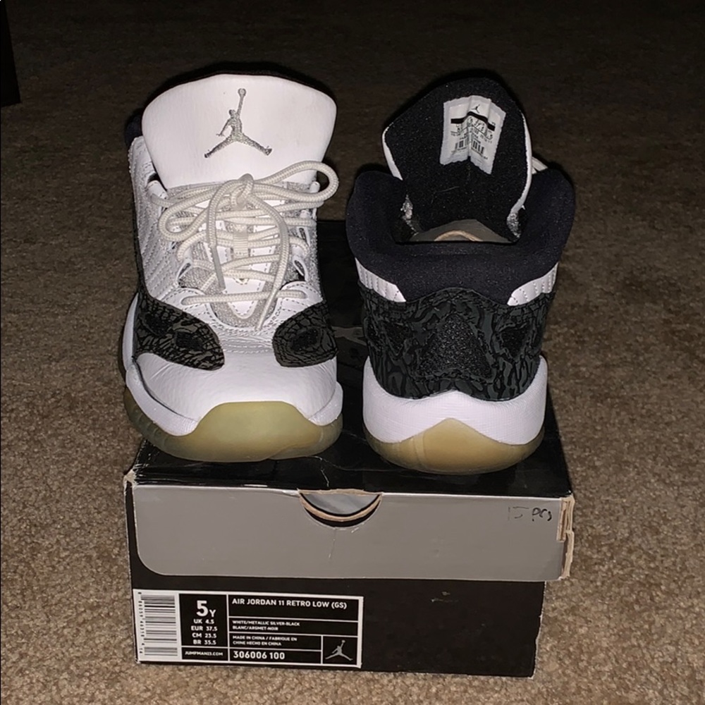 Jordan 11 Retro • 2011 (10 years old)